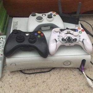 Used Xbox 360, with 25 used games